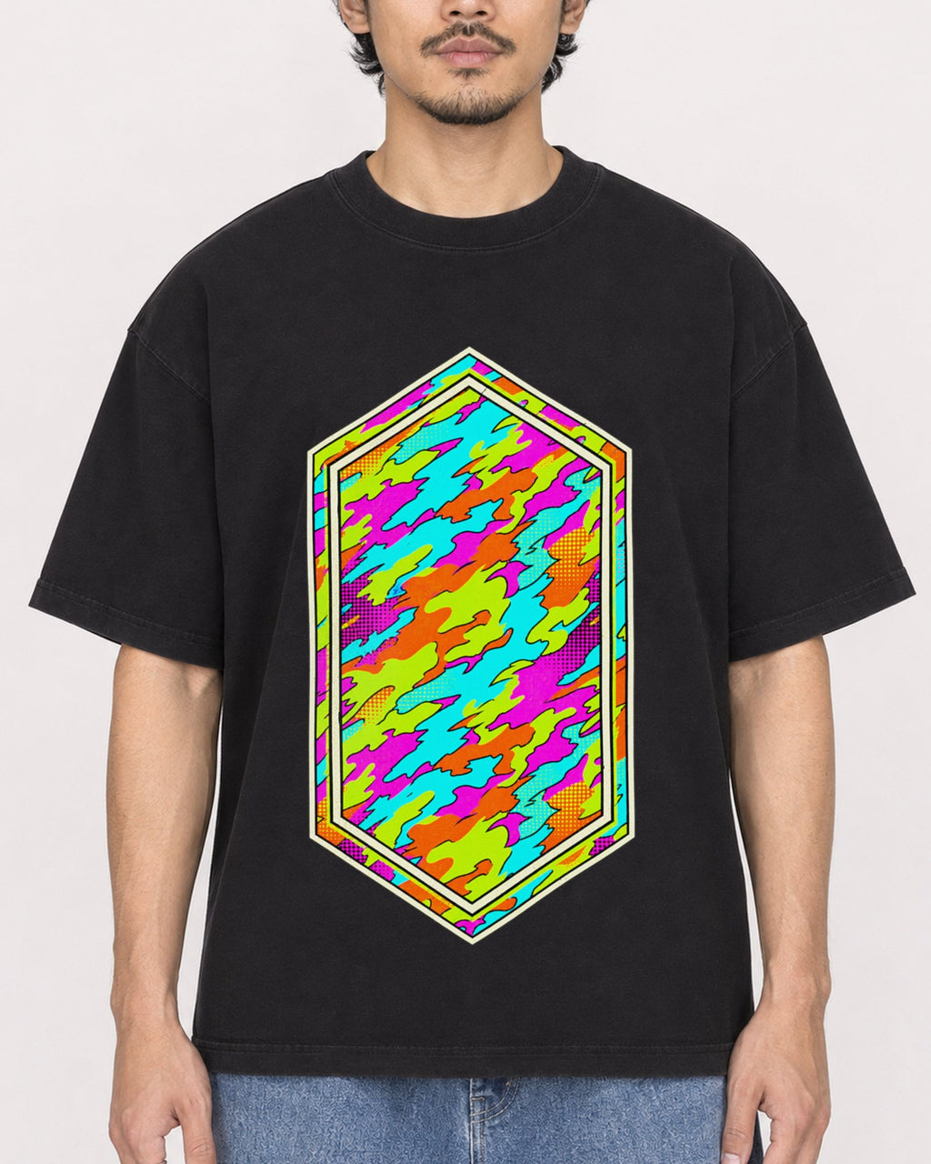 Mockup Boxy Heavyweight Tee Black male close-up 02