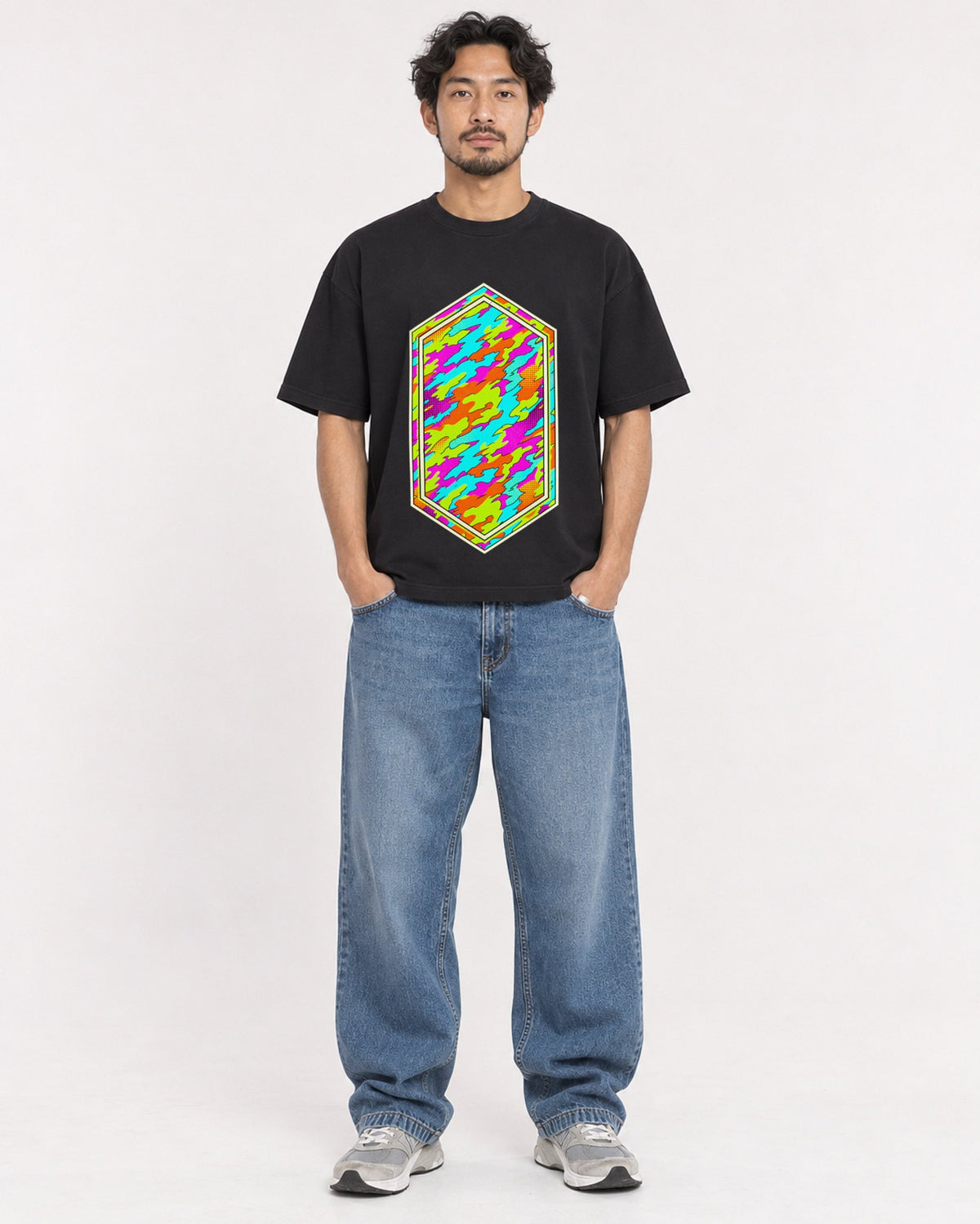 Mockup Boxy Heavyweight Tee Black male full-body 02