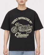 Mockup Boxy Heavyweight Tee Black male close-up 01