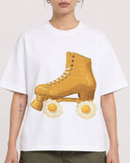 Mockup Boxy Heavyweight Tee White female close-up 12
