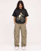 Mockup Boxy Heavyweight Tee Black female full-body 06