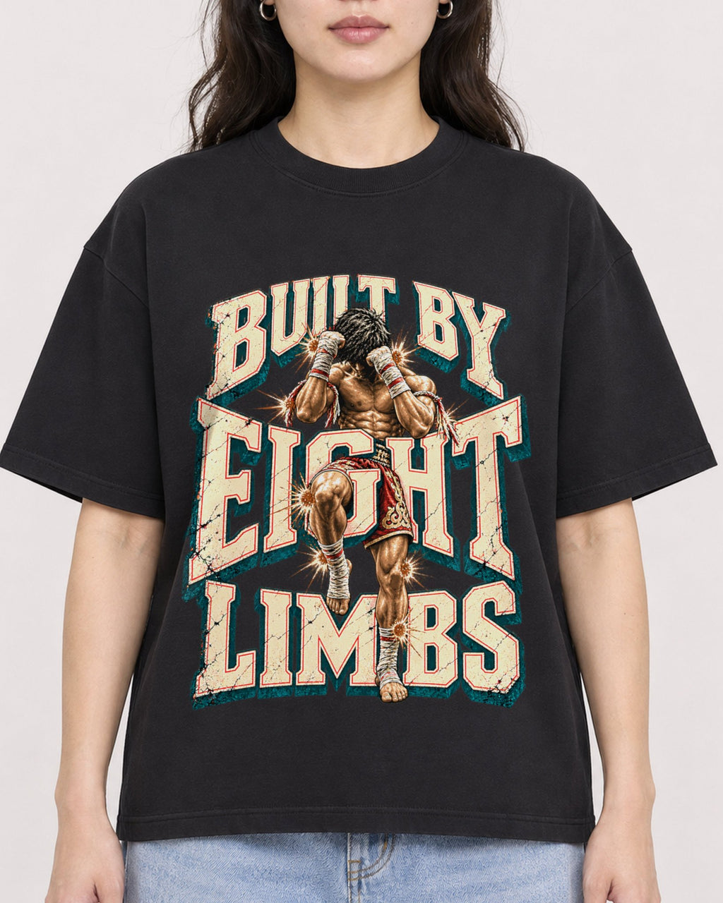 Mockup Boxy Heavyweight Tee Black female close-up 03