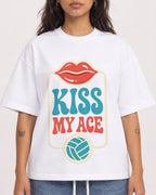 Mockup Boxy Heavyweight Tee White female close-up 06