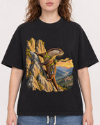 Mockup Boxy Heavyweight Tee Black female close-up 09