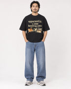 Mockup Boxy Heavyweight Tee Black male full-body 22