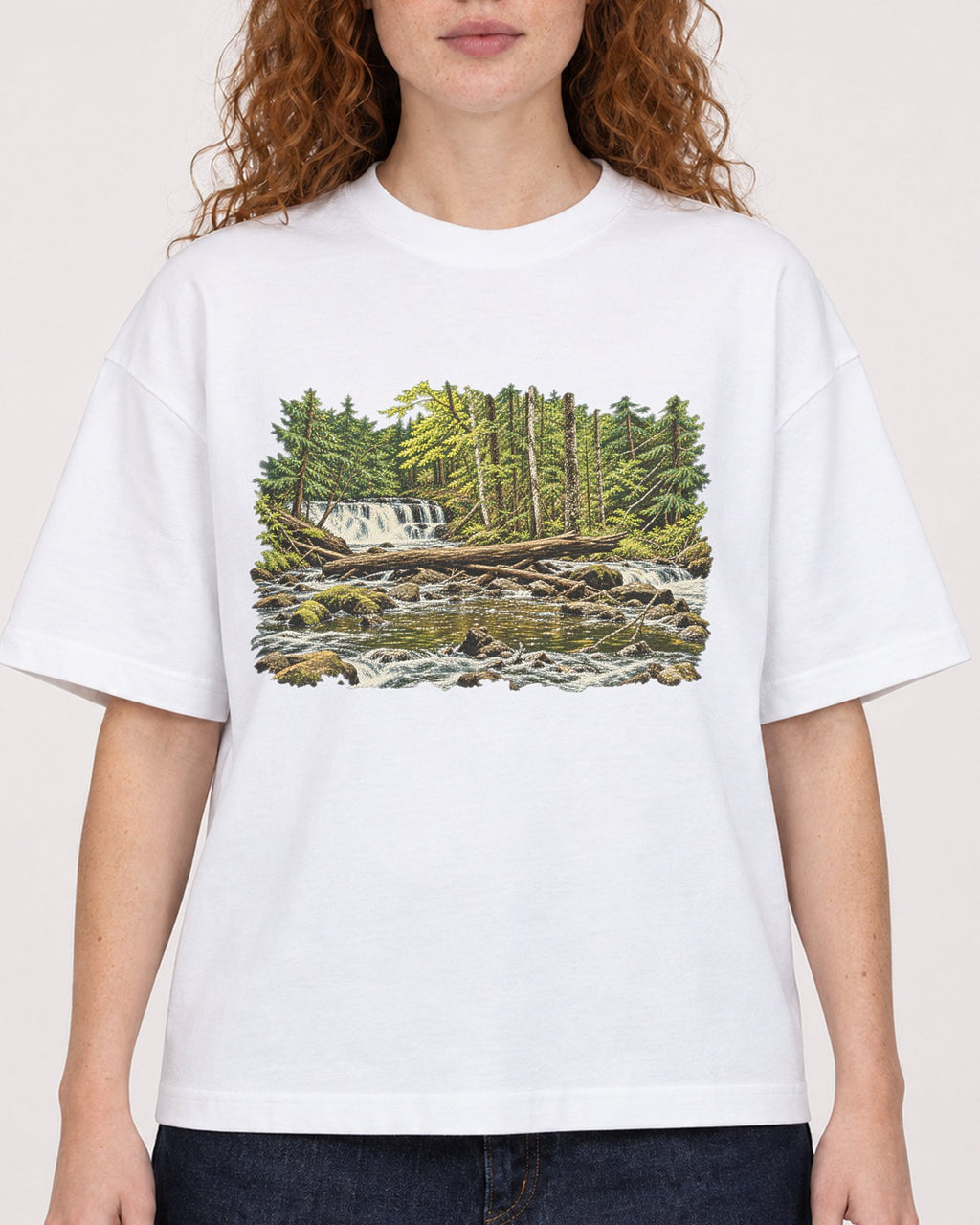 Mockup Boxy Heavyweight Tee White female close-up 09