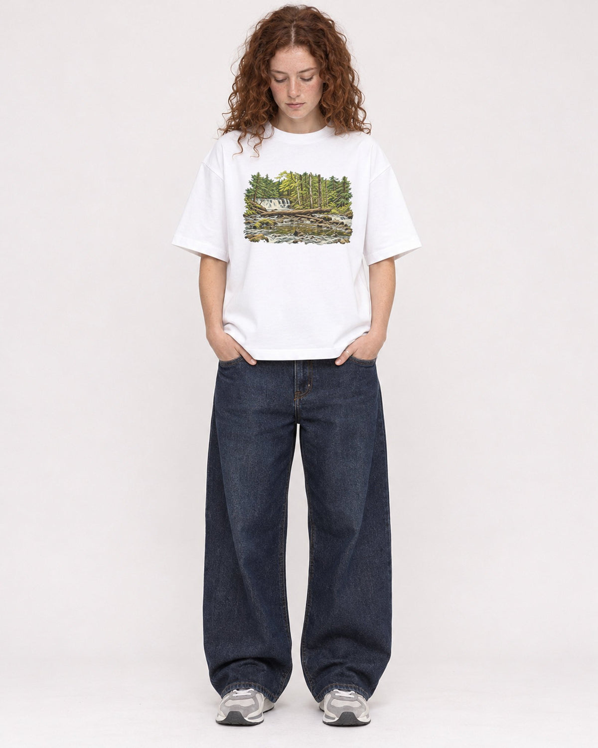Mockup Boxy Heavyweight Tee White female full-body 09