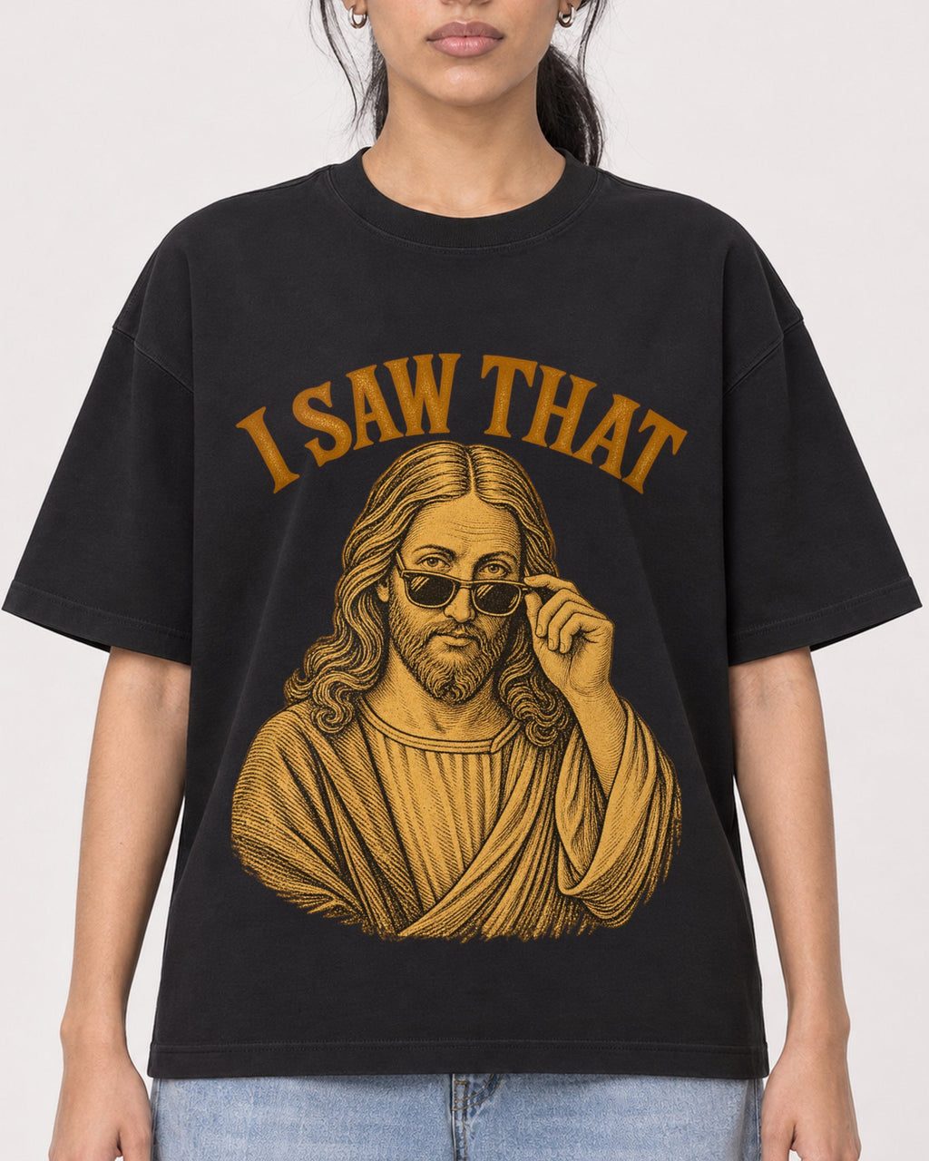 Mockup Boxy Heavyweight Tee Black female close-up 47