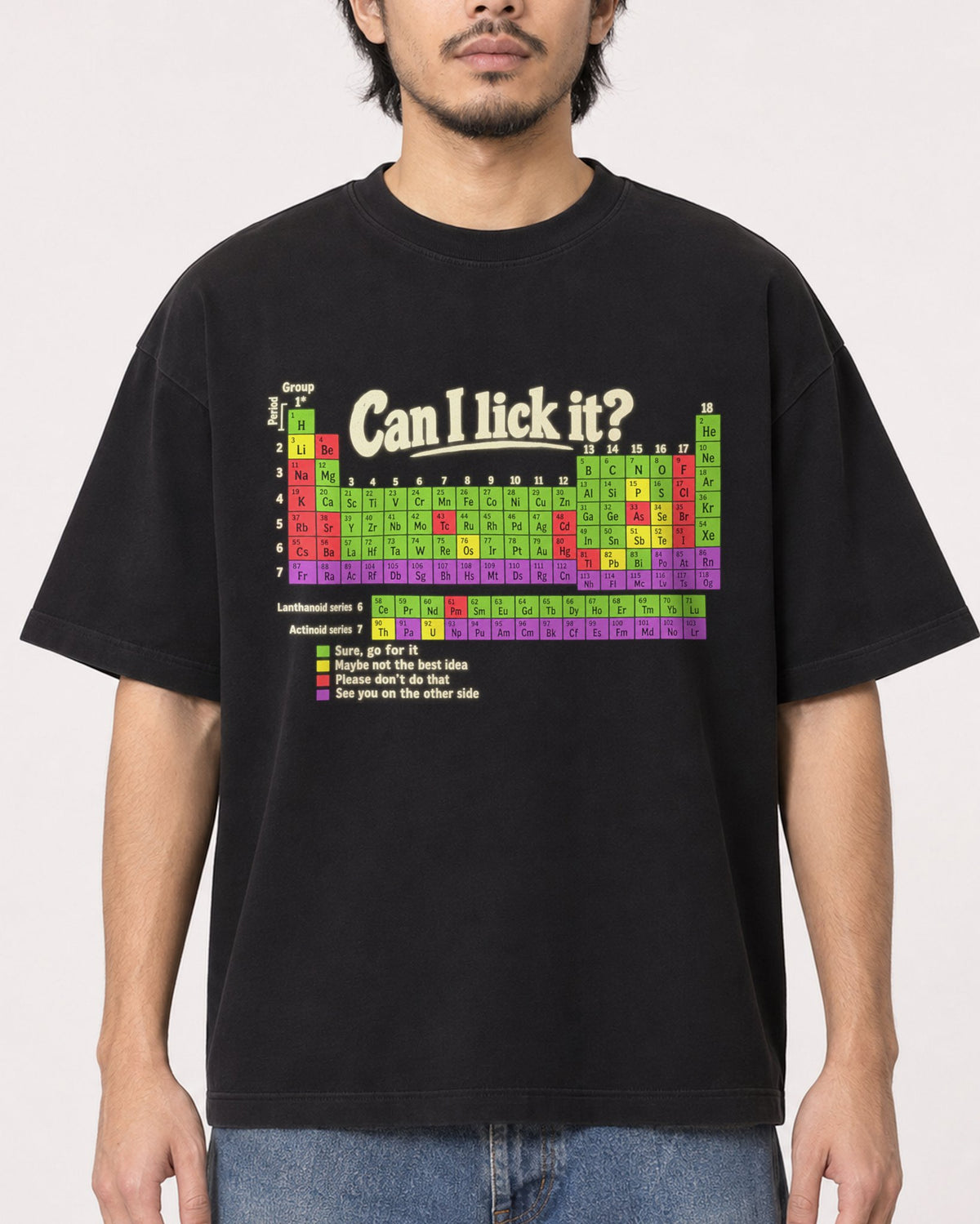 Mockup Boxy Heavyweight Tee Black male close-up 22