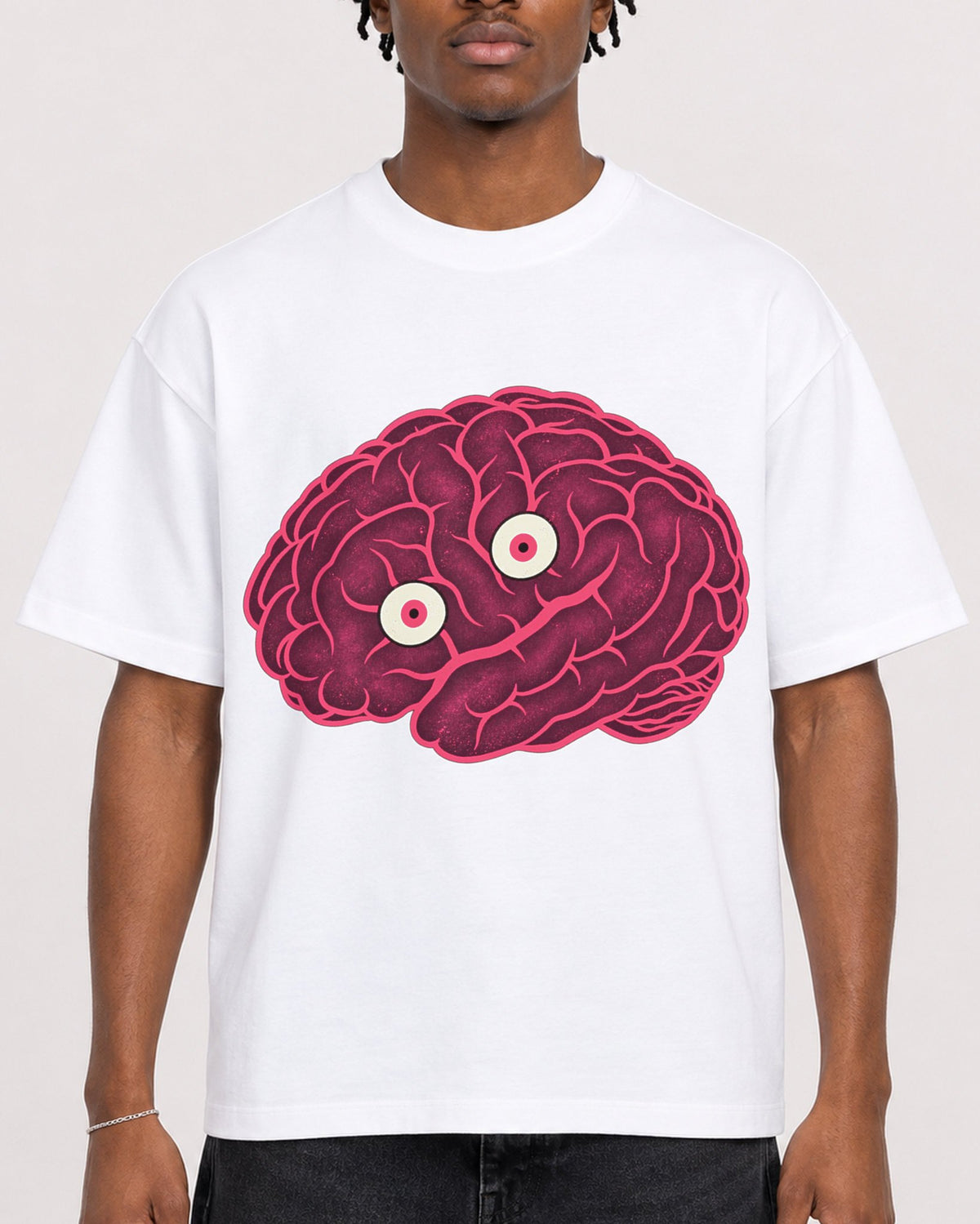 Mockup Boxy Heavyweight Tee White male close-up 05