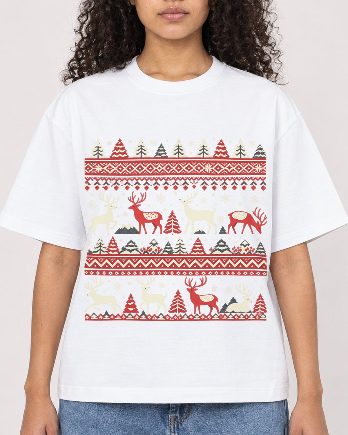 Mockup Boxy Heavyweight Tee White female close-up 10