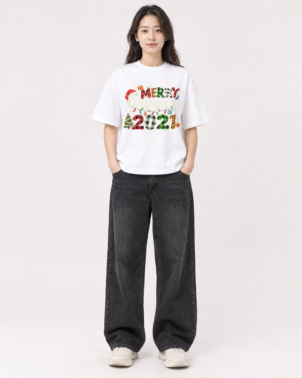 Mockup Boxy Heavyweight Tee White female full-body 03