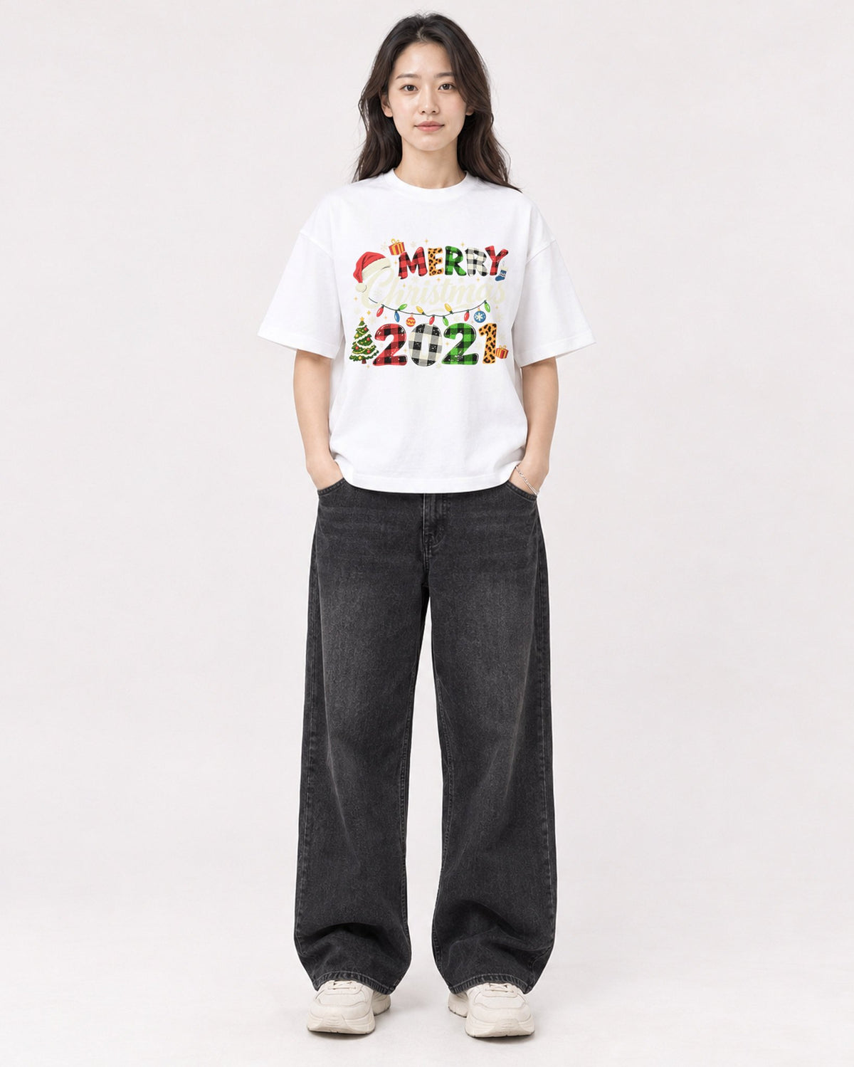 Mockup Boxy Heavyweight Tee White female full-body 03