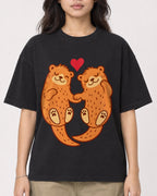 Mockup Boxy Heavyweight Tee Black female close-up 02