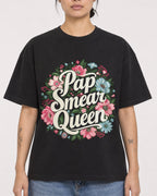 Mockup Boxy Heavyweight Tee Black female close-up 12