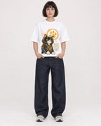 Mockup Boxy Heavyweight Tee White female full-body 39