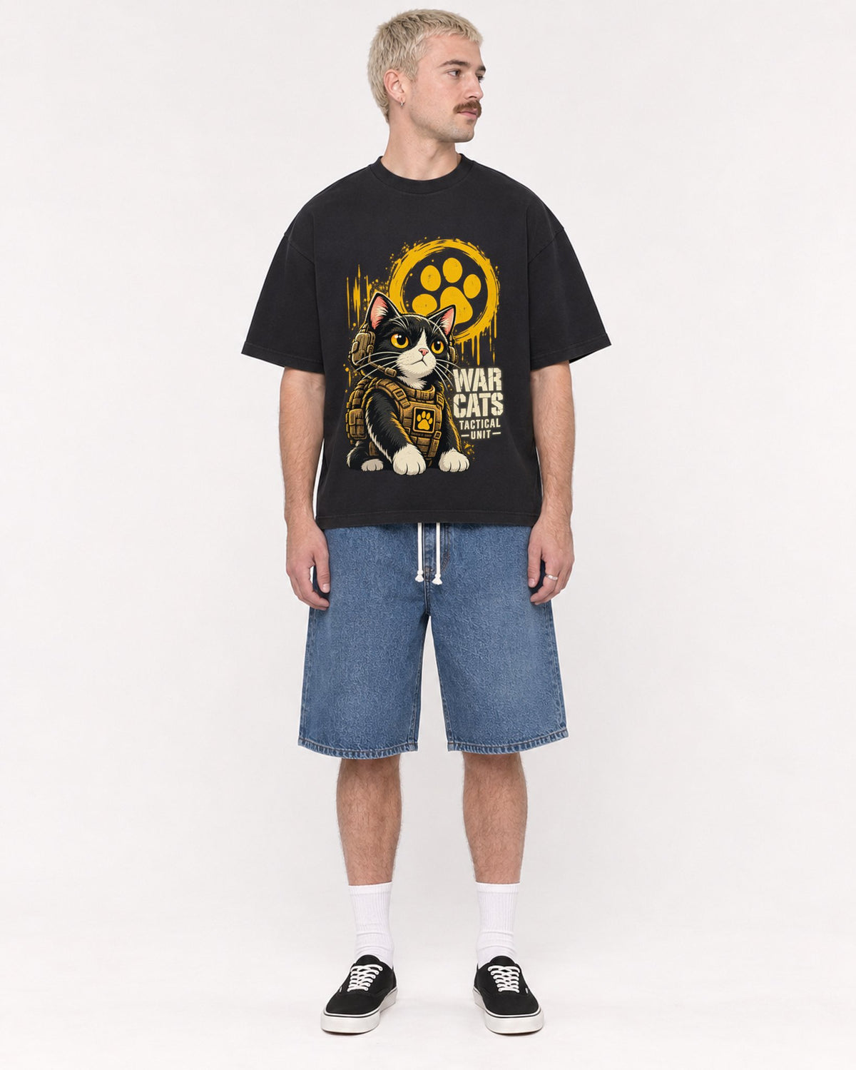 Mockup Boxy Heavyweight Tee Black male full-body 39