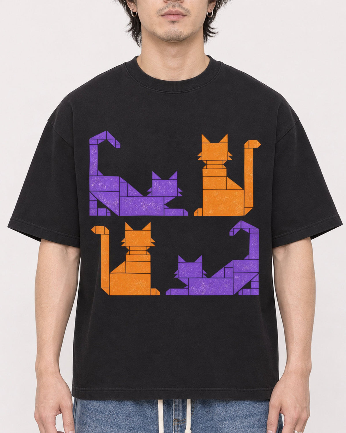 Mockup Boxy Heavyweight Tee Black male close-up 03