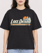 Mockup Boxy Heavyweight Tee Black female close-up 03