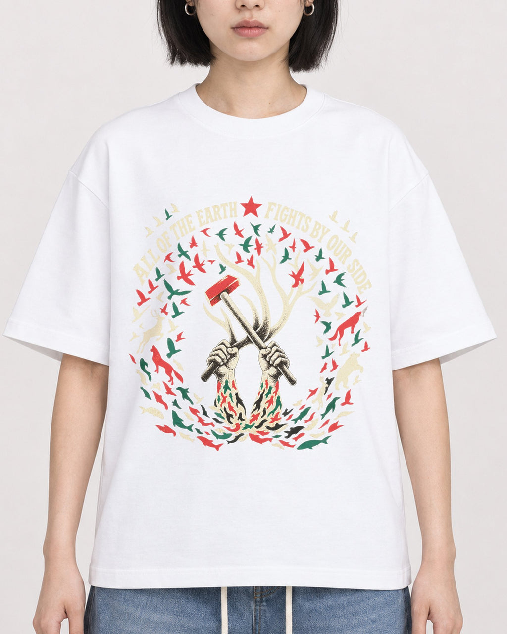 Mockup Boxy Heavyweight Tee White female close-up 11