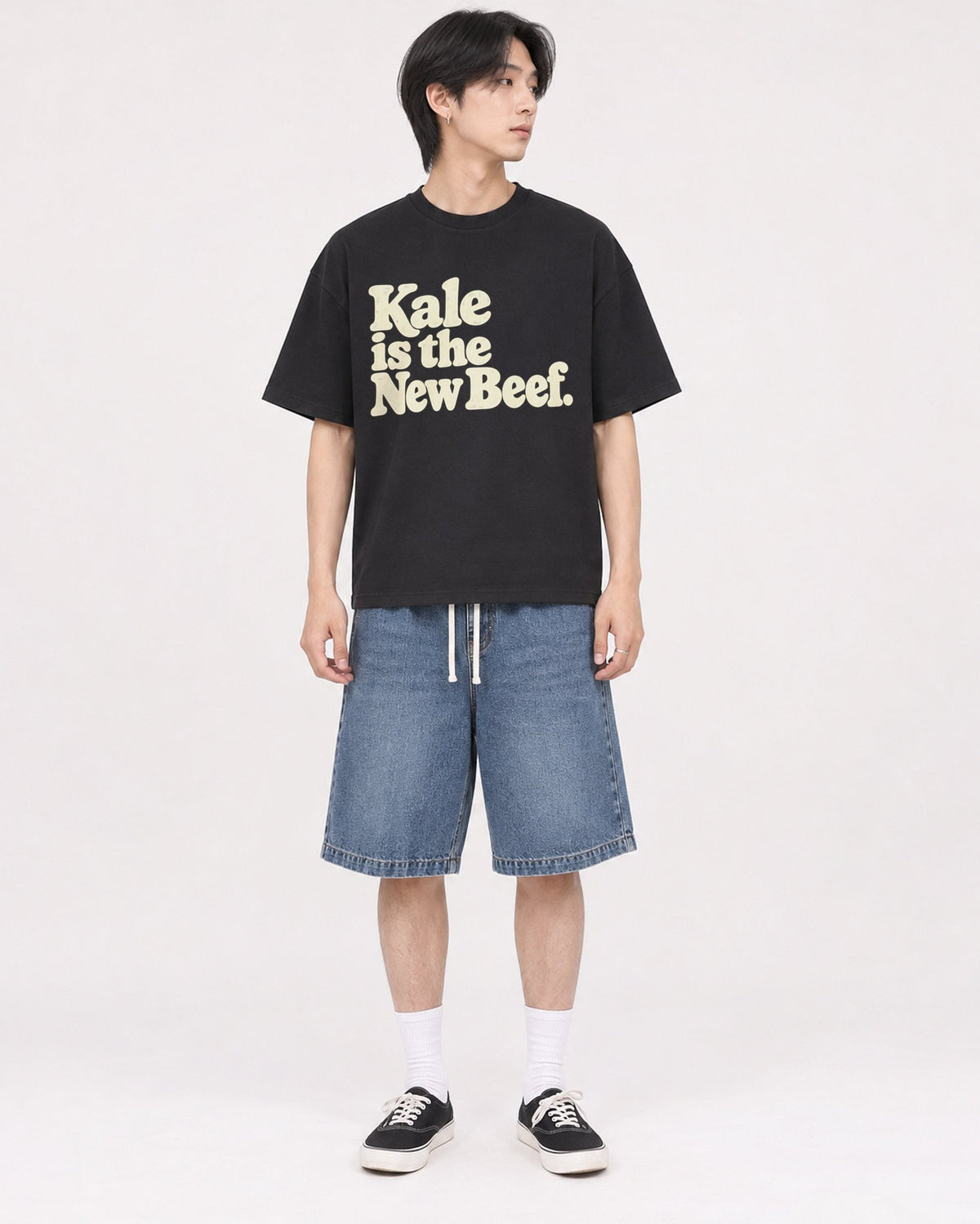Mockup Boxy Heavyweight Tee Black male full-body 11
