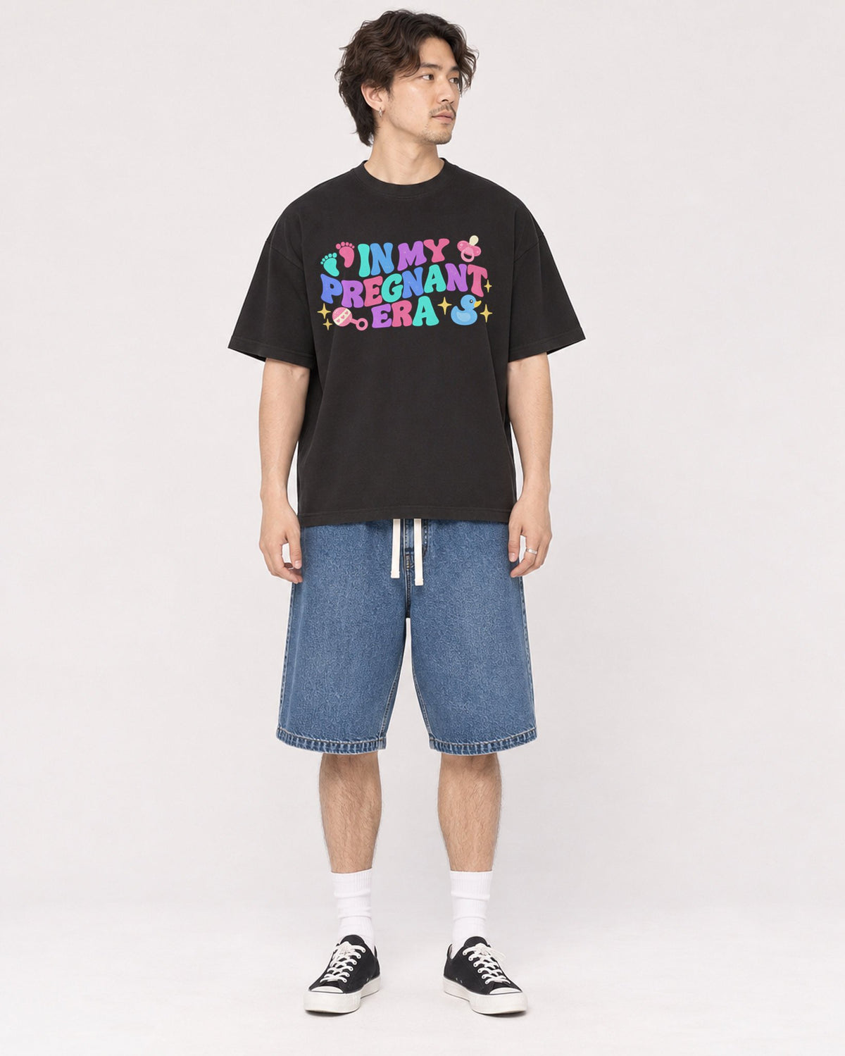 Mockup Boxy Heavyweight Tee Black male full-body 03