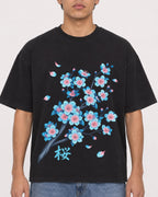 Mockup Boxy Heavyweight Tee Black male close-up 46
