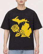 Mockup Boxy Heavyweight Tee Black male close-up 01