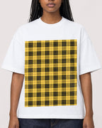 Mockup Boxy Heavyweight Tee White female close-up 04