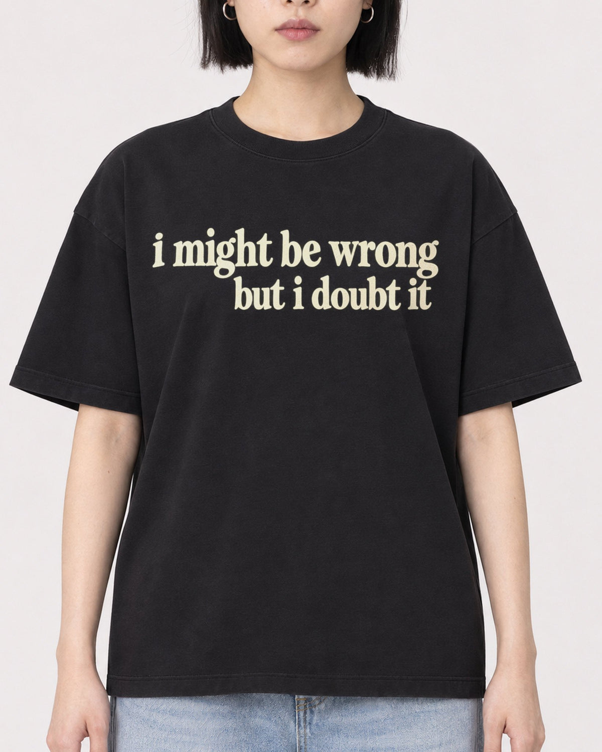 Mockup Boxy Heavyweight Tee Black female close-up 11