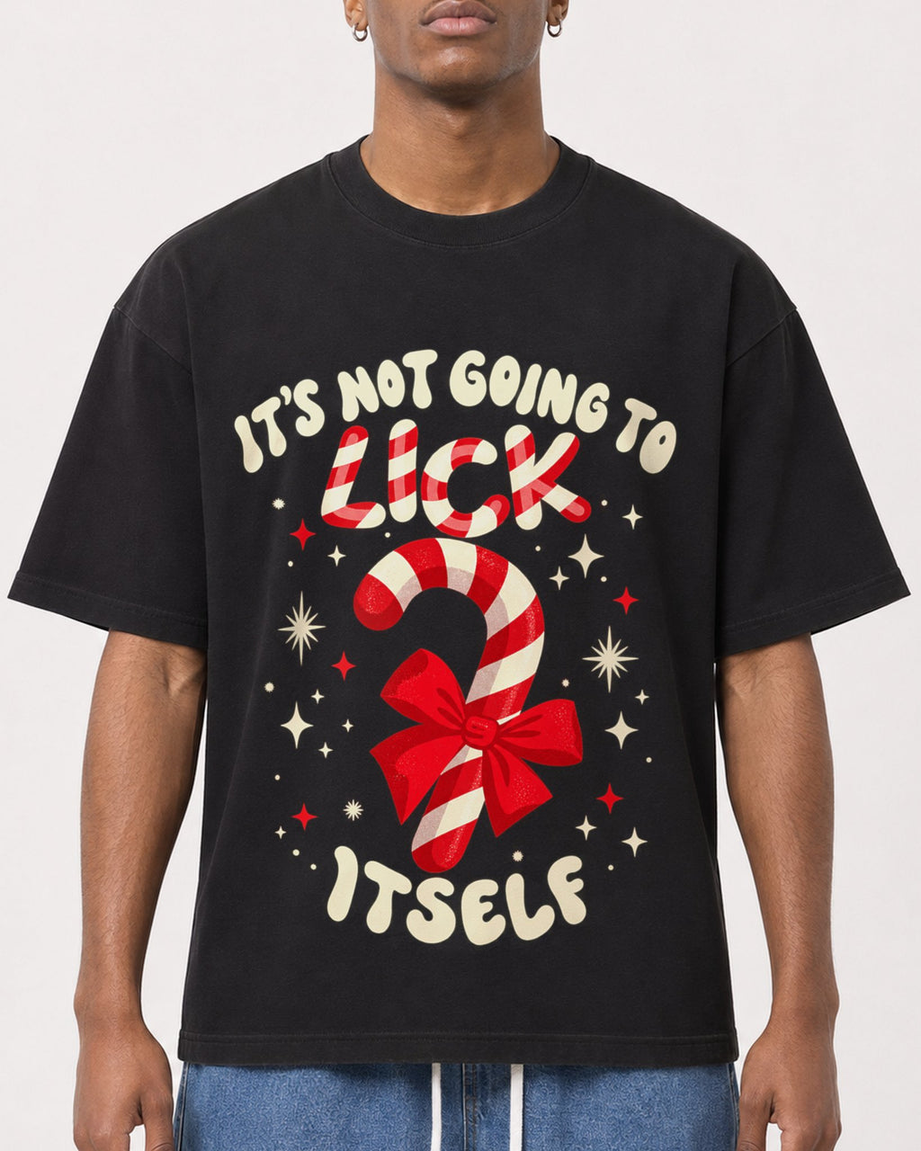 Mockup Boxy Heavyweight Tee Black male close-up 15