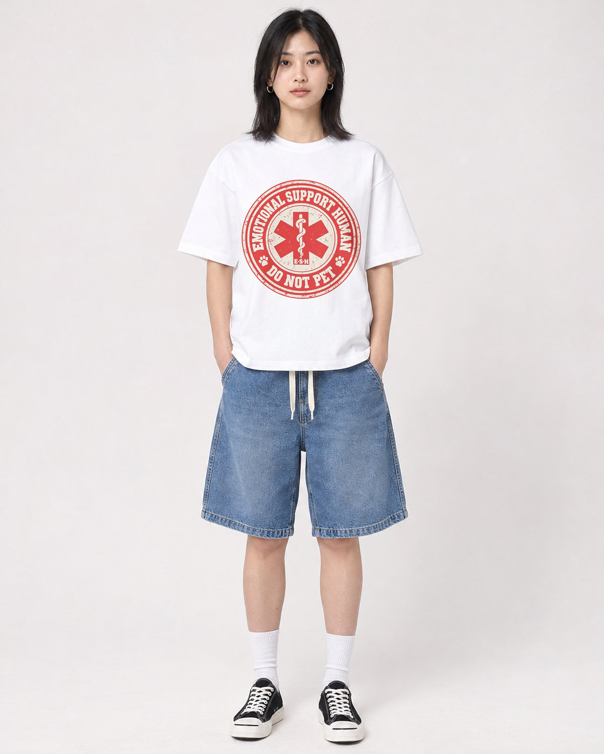 Mockup Boxy Heavyweight Tee White female full-body 31