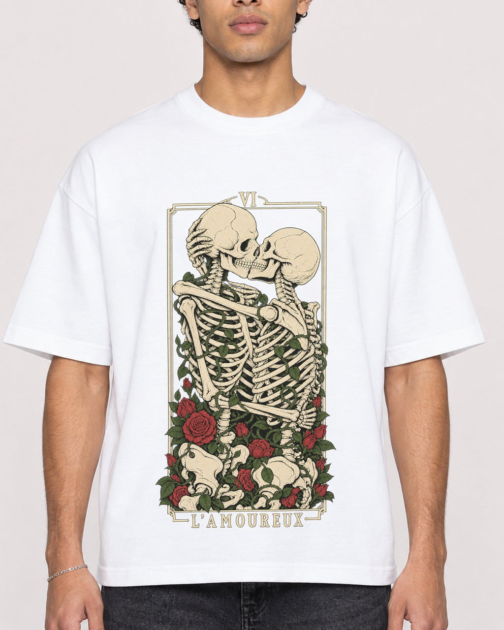 Mockup Boxy Heavyweight Tee White male close-up 10