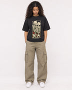 Mockup Boxy Heavyweight Tee Black female full-body 10