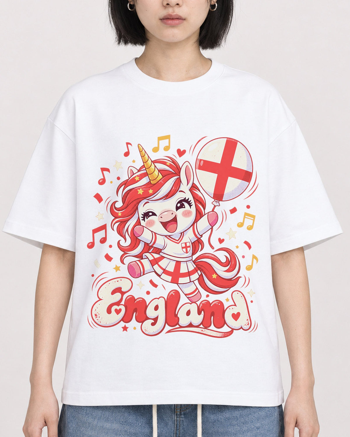 Mockup Boxy Heavyweight Tee White female close-up 11