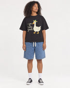 Mockup Boxy Heavyweight Tee Black female full-body 05