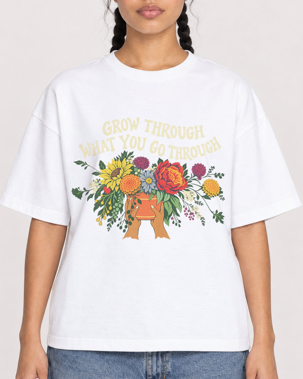Mockup Boxy Heavyweight Tee White female close-up 50