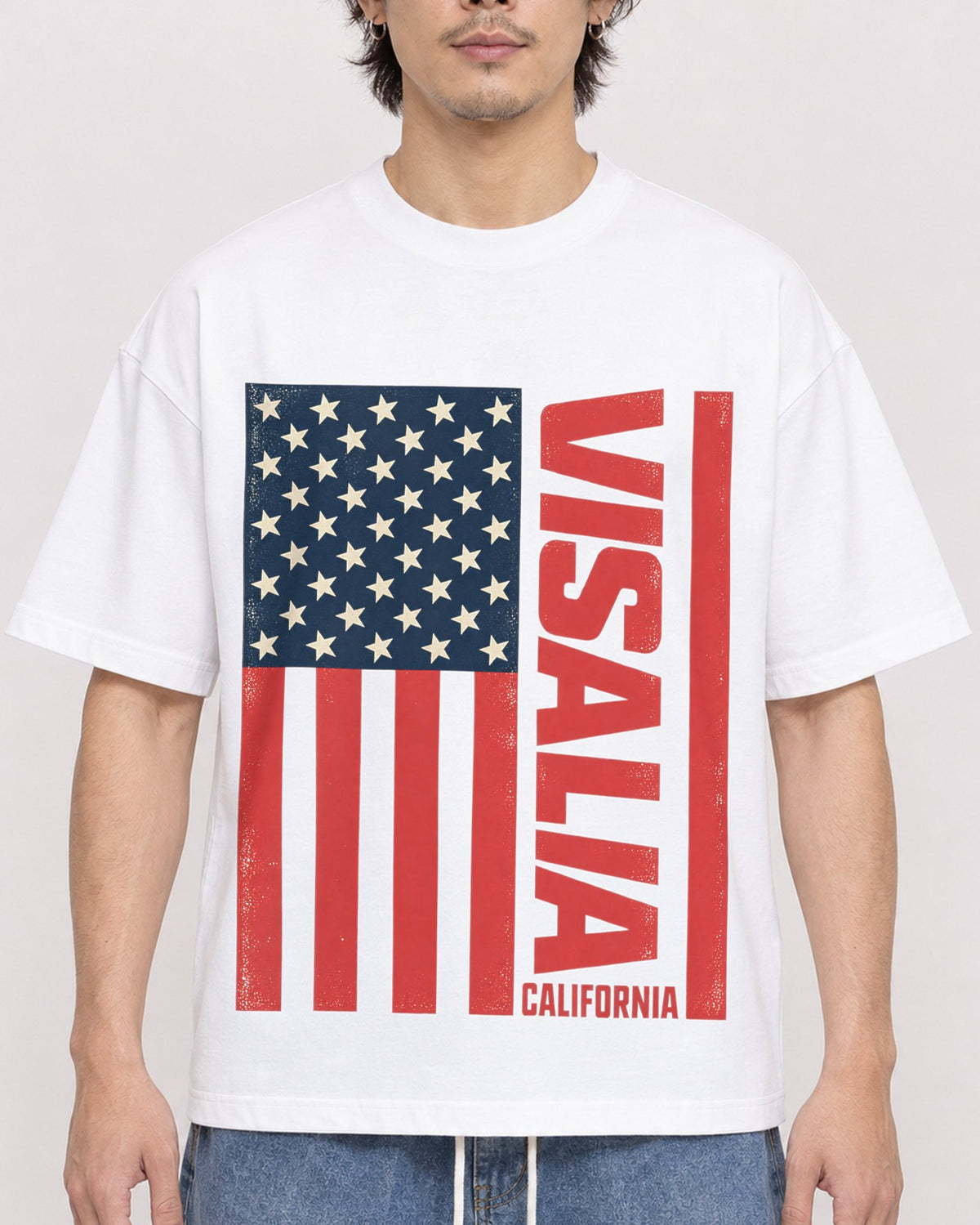 Mockup Boxy Heavyweight Tee White male close-up 03