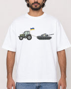 Mockup Boxy Heavyweight Tee White male close-up 17