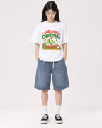 Mockup Boxy Heavyweight Tee White female full-body 01