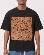 Mockup Boxy Heavyweight Tee Black male close-up 15
