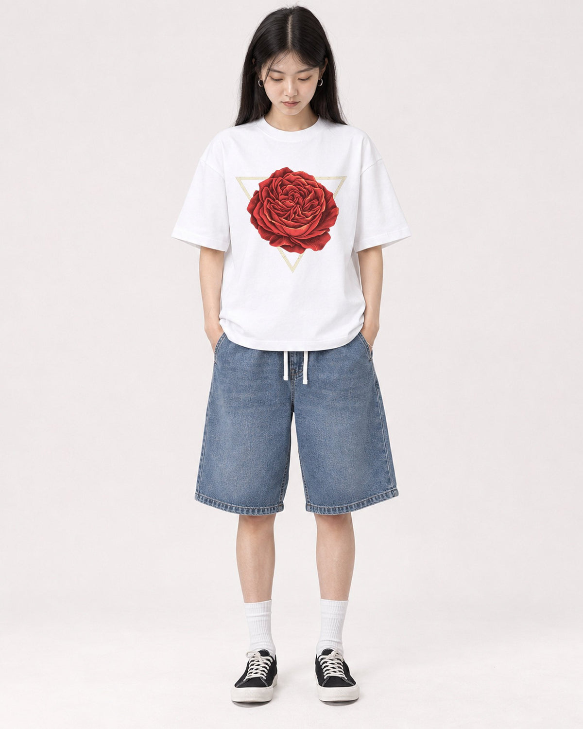 Mockup Boxy Heavyweight Tee White female full-body 01
