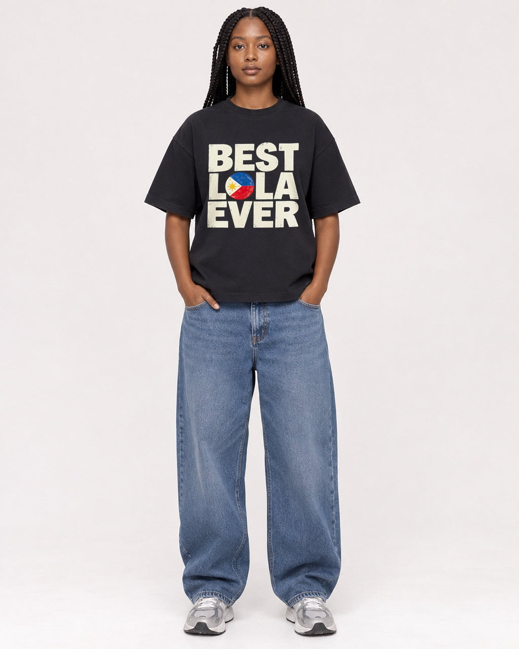 Mockup Boxy Heavyweight Tee Black female full-body 04