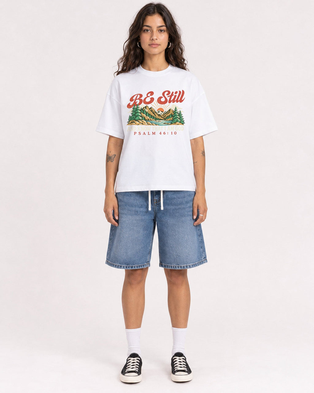 Mockup Boxy Heavyweight Tee White female full-body 06