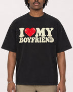 Mockup Boxy Heavyweight Tee Black male close-up 04