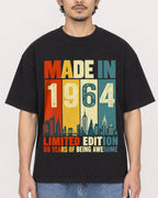 Mockup Boxy Heavyweight Tee Black male close-up 02
