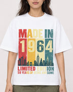 Mockup Boxy Heavyweight Tee White female close-up 02