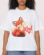 Mockup Boxy Heavyweight Tee White female close-up 05