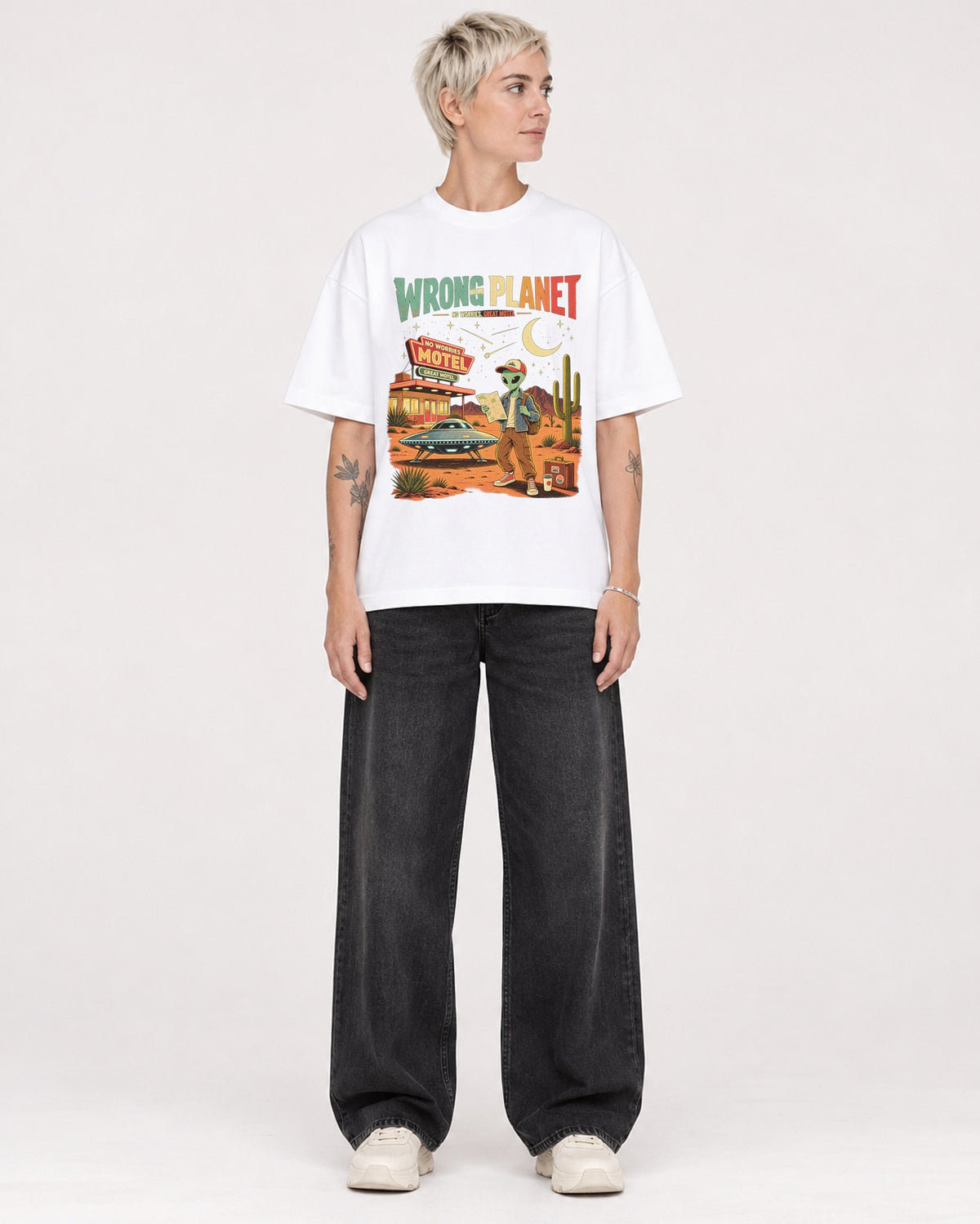 Mockup Boxy Heavyweight Tee White female full-body 48
