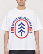 Mockup Boxy Heavyweight Tee White male close-up 01